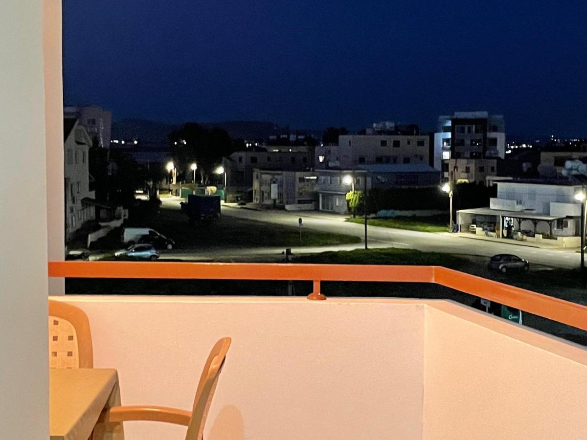 Cyprus Penelope Apartment ลาร์นาคา ภายนอก รูปภาพ
