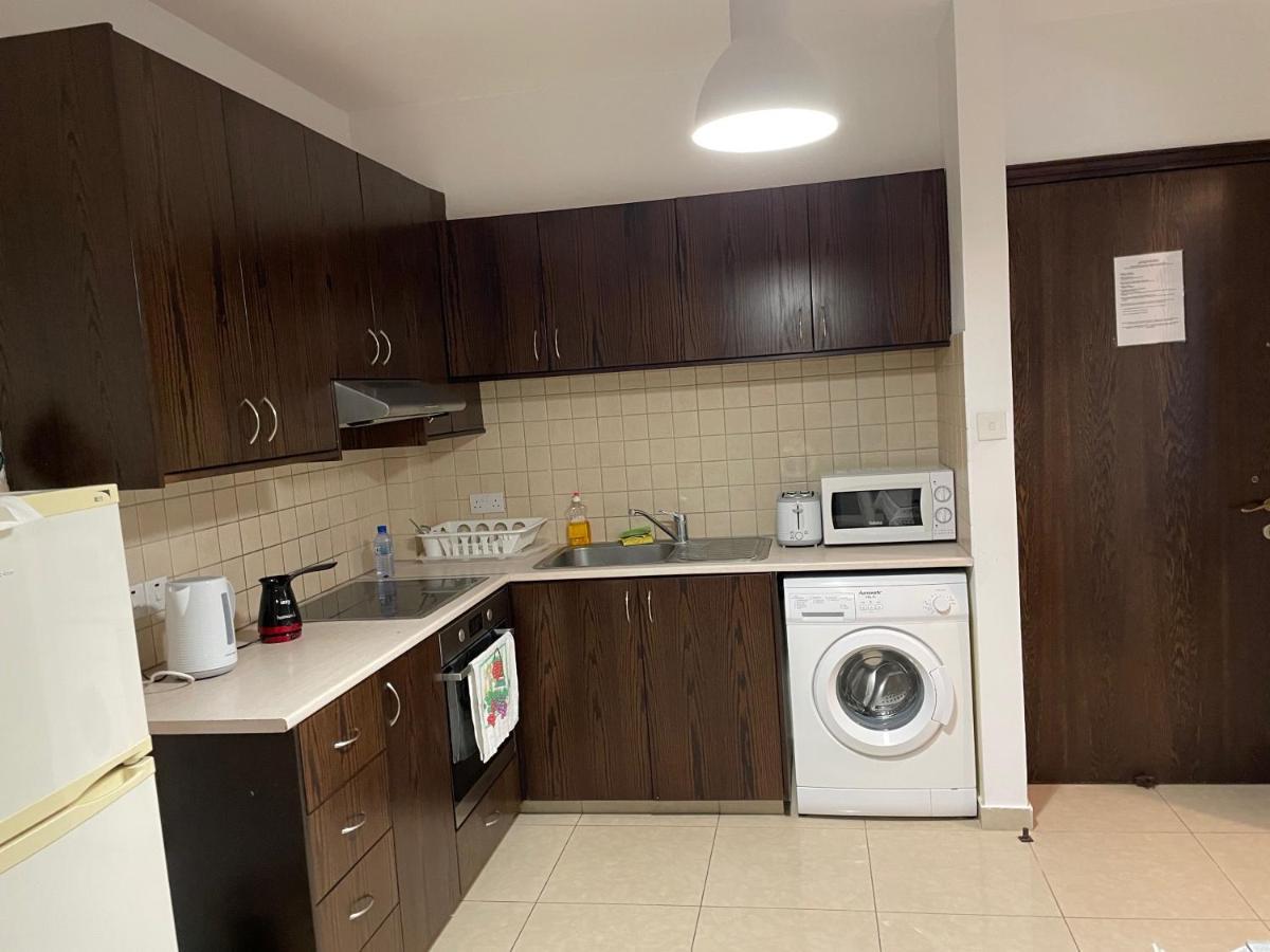 Cyprus Penelope Apartment ลาร์นาคา ภายนอก รูปภาพ