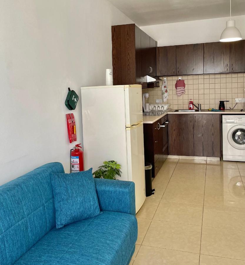 Cyprus Penelope Apartment ลาร์นาคา ภายนอก รูปภาพ